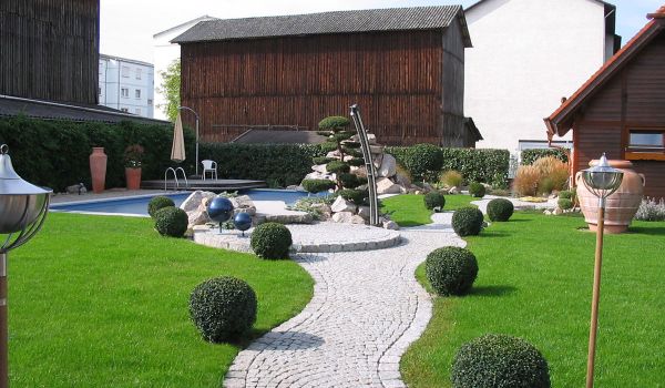 Beispiel Steinarbeit SH Gartendesign